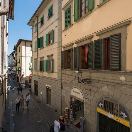 Sant'antonino Apartment *