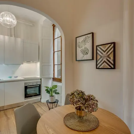 - Terme Chic Apartment *