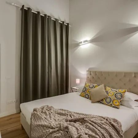 - Terme Chic Apartment Florence