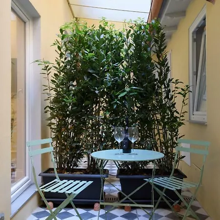 Vivaldi Luxury