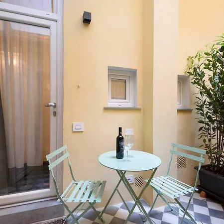 Vivaldi Luxury Guest house Florence