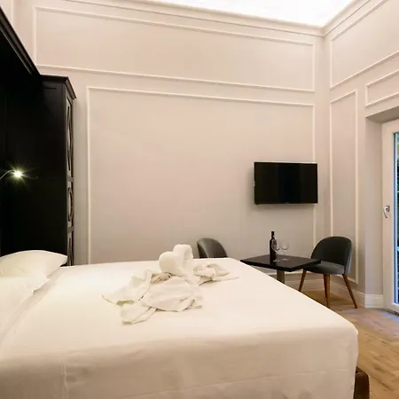 Vivaldi Luxury *