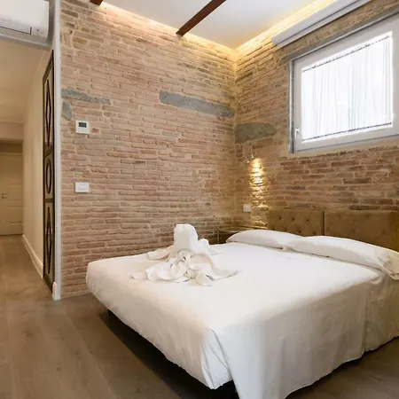Vivaldi Luxury Guest house Florence