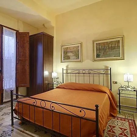 Nerii 3 * Florence