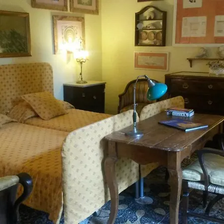 Bed & Breakfast Charme In Sant Ambrogio *