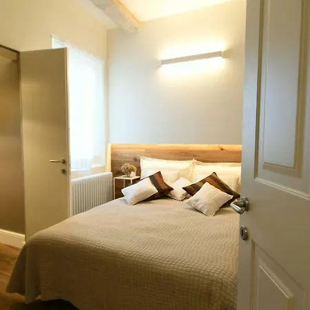 Apartment Oltrarno's Sweet Rose - Free Parking! *