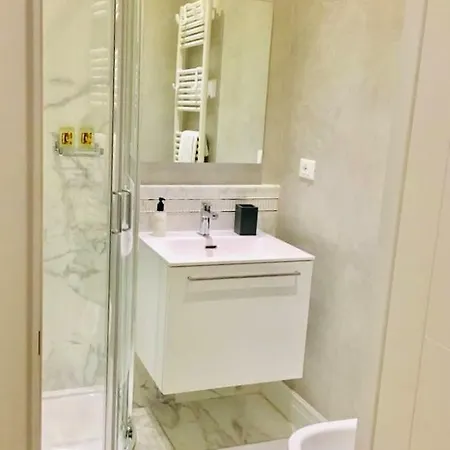 Apartment Booking Florence *