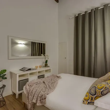 - Terme Chic * Florence