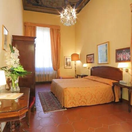 Liana Firenze