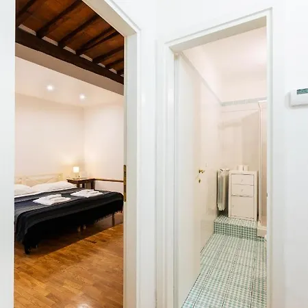 San Lorenzo Market View Apartment