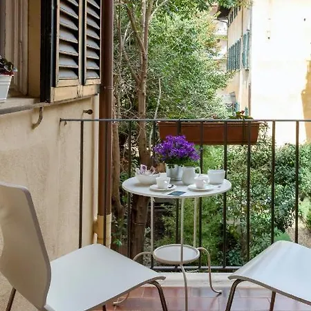 Opera Boutique Bed & Breakfast Florens