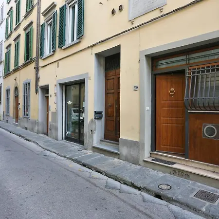 Luxury Duomo In Center Of Apartment
