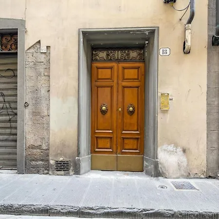 Tornabuoni Chic * Florence