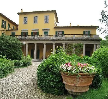 Ostello Camerata Firenze *