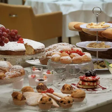 Starhotels Michelangelo 4*