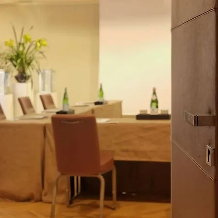 Starhotels Michelangelo 4* פירנצה