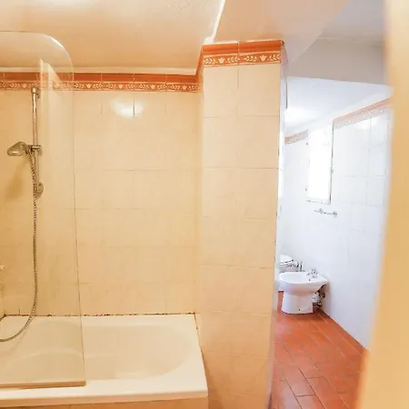 Traditional Close To The Duomo - Private Yard! Apartment *