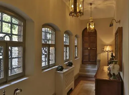 Le Fontanelle - Residenza D'epoca 4*