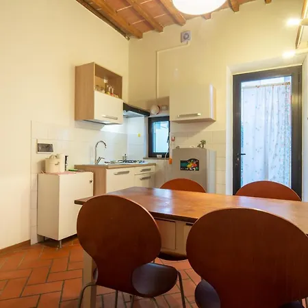 Apartment Paradiso 28 *