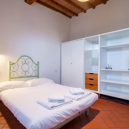 Paradiso 28 Apartment *