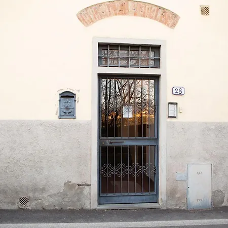 Paradiso 28 Florence