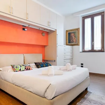 Arno River Bright Apartment *