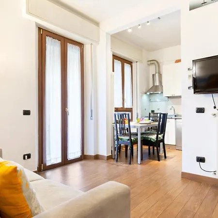 Apartment Arno River Bright Florence
