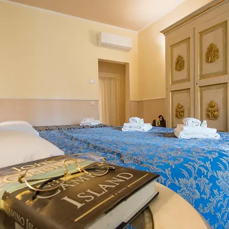 Relais Tiffany 2* فلورنس