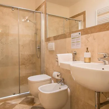 Relais Tiffany فندق مبيت وإفطار 2*