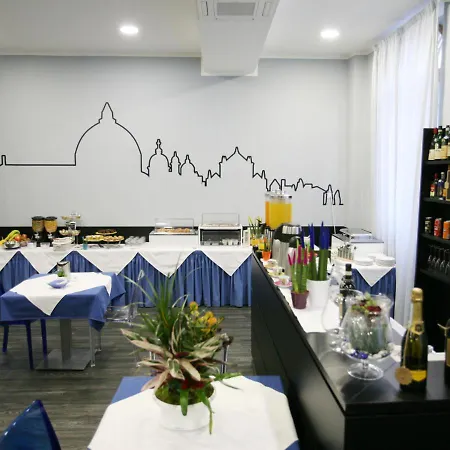 Hotel Magenta 3*