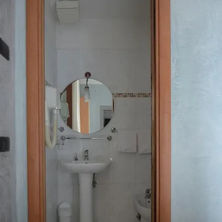 Angelica Otel 2*