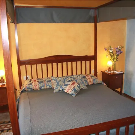 Tourist House